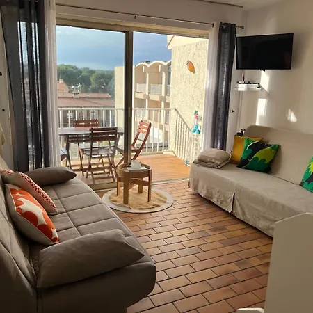 Le Brusc Au Calme Wifi Clim Terrasse Parking Apartment
